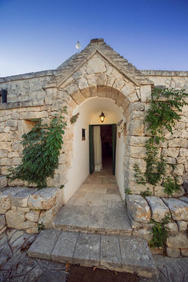 Trulli Girasoli E Viole Cocolicchio Luaran gambar